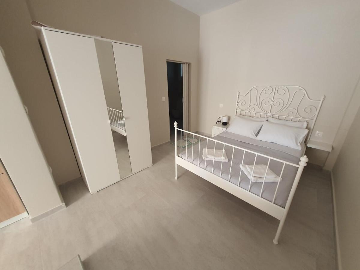 New Apartment ,50M From The Sea At Nea Irakleia. المظهر الخارجي الصورة