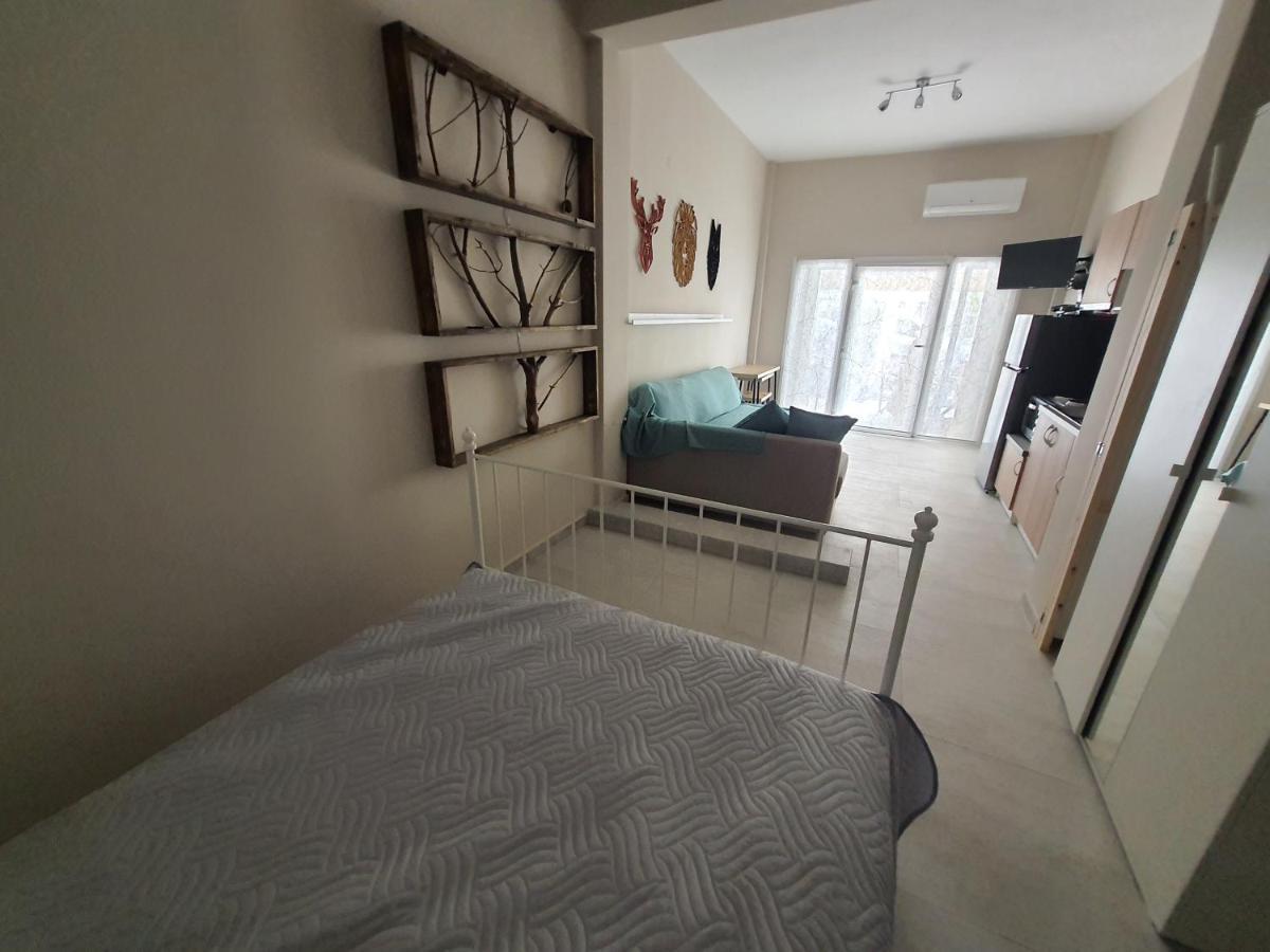 New Apartment ,50M From The Sea At Nea Irakleia. المظهر الخارجي الصورة